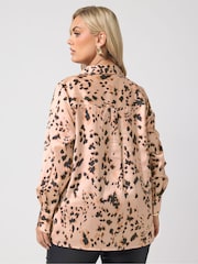 Yours Curve Brown Spot Deer Print London Satin Open Collar Shirt - Image 2 of 6