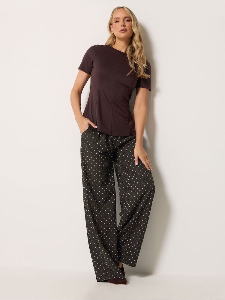 بنطلون منقّط برِجل واسعة من Long Tall Sally - صورة 1 من 6 بنطلون منقّط برِجل واسعة من Long Tall Sally - صورة 1 من 6