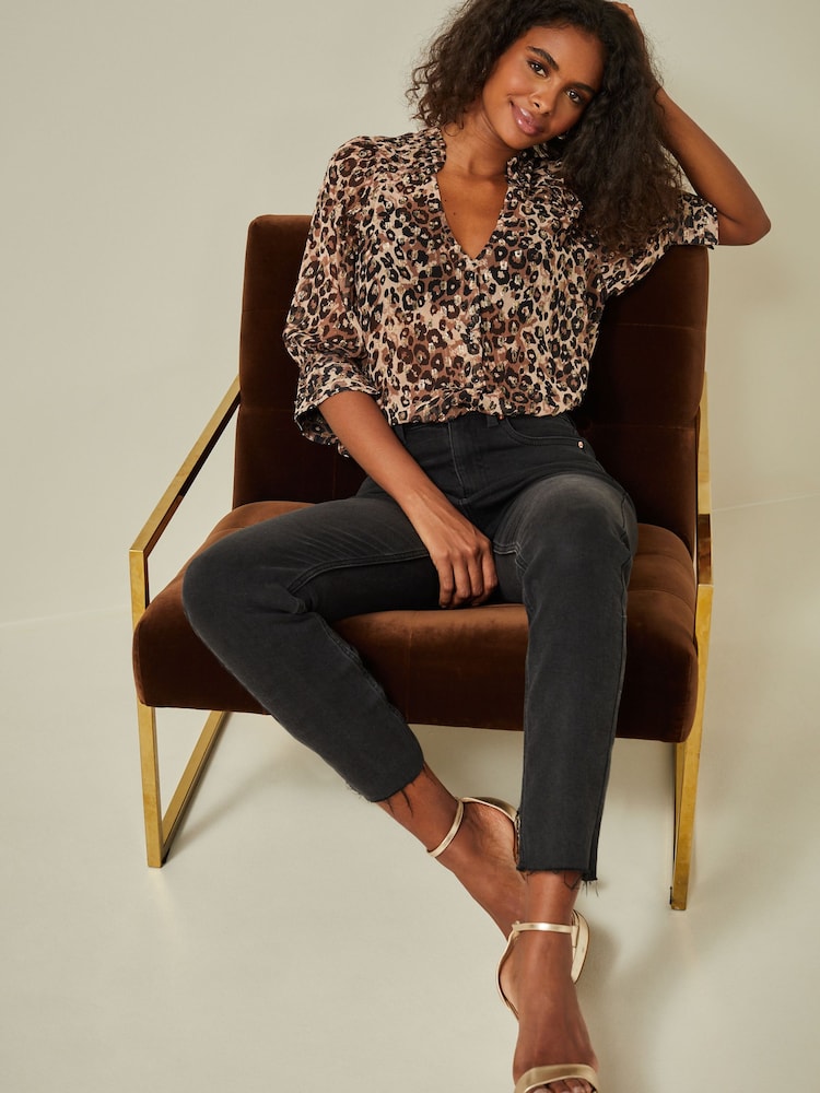 Brown Animal V-Neck Metallic Spot 3/4 Sleeve Blouse - Image 2 of 6 Brown Animal V-Neck Metallic Spot 3/4 Sleeve Blouse - Image 2 of 6