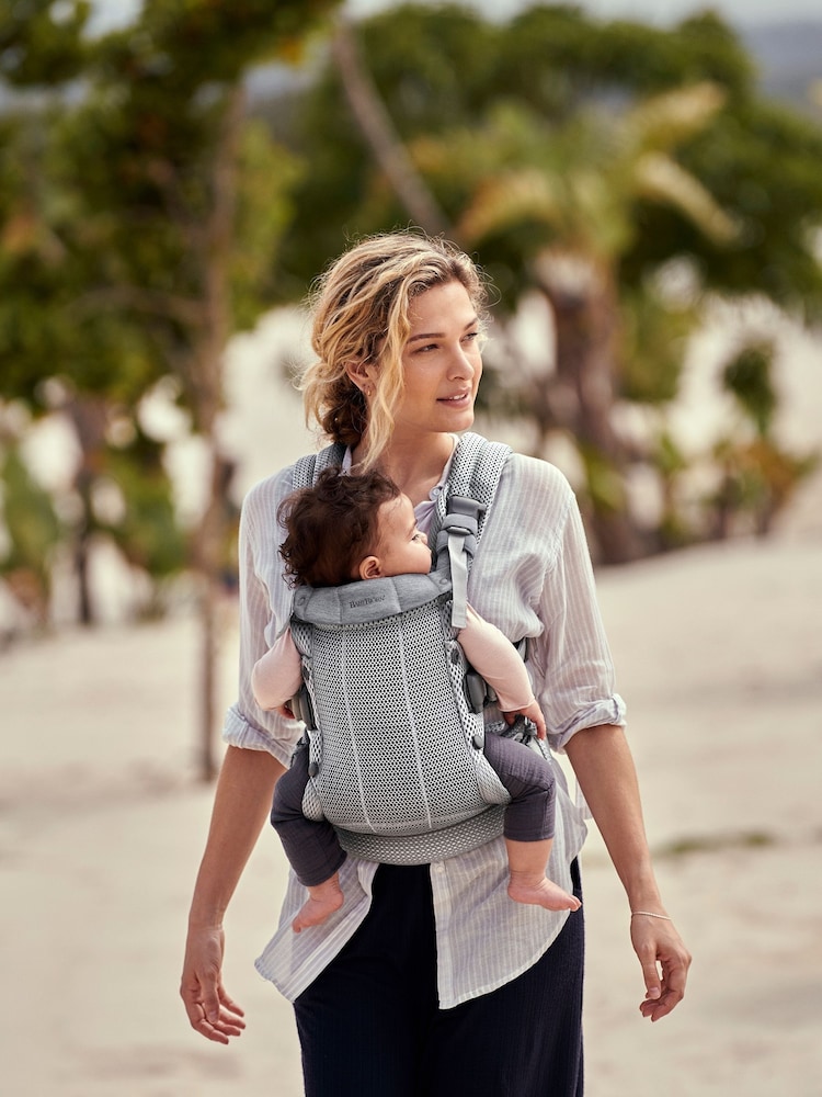 BabyBjörn Silver Baby Carrier Harmony 3D Mesh Silver - Image 1 of 4 BabyBjörn Silver Baby Carrier Harmony 3D Mesh Silver - Image 1 of 4