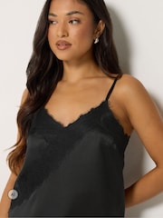 Schwarz - PixieGirl Petite Self Lace Satin Asymmetric Dress - Bild 4 von 6