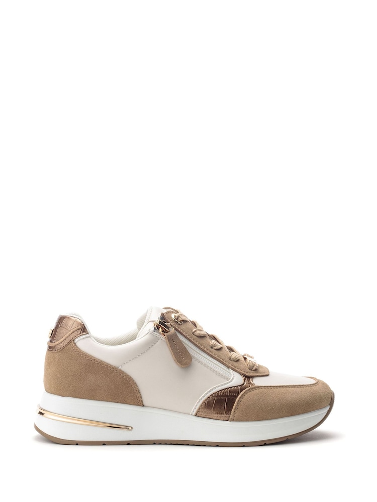 Natural - Zapatillas deportivas con cuña de ante y parte superior de varios paneles Bellaa de Moda in Pelle - Imagen 1 de 3