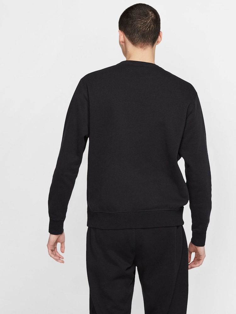Черный - Свитшот с круглым вырезом Nike Club - Изображение 2 из 13