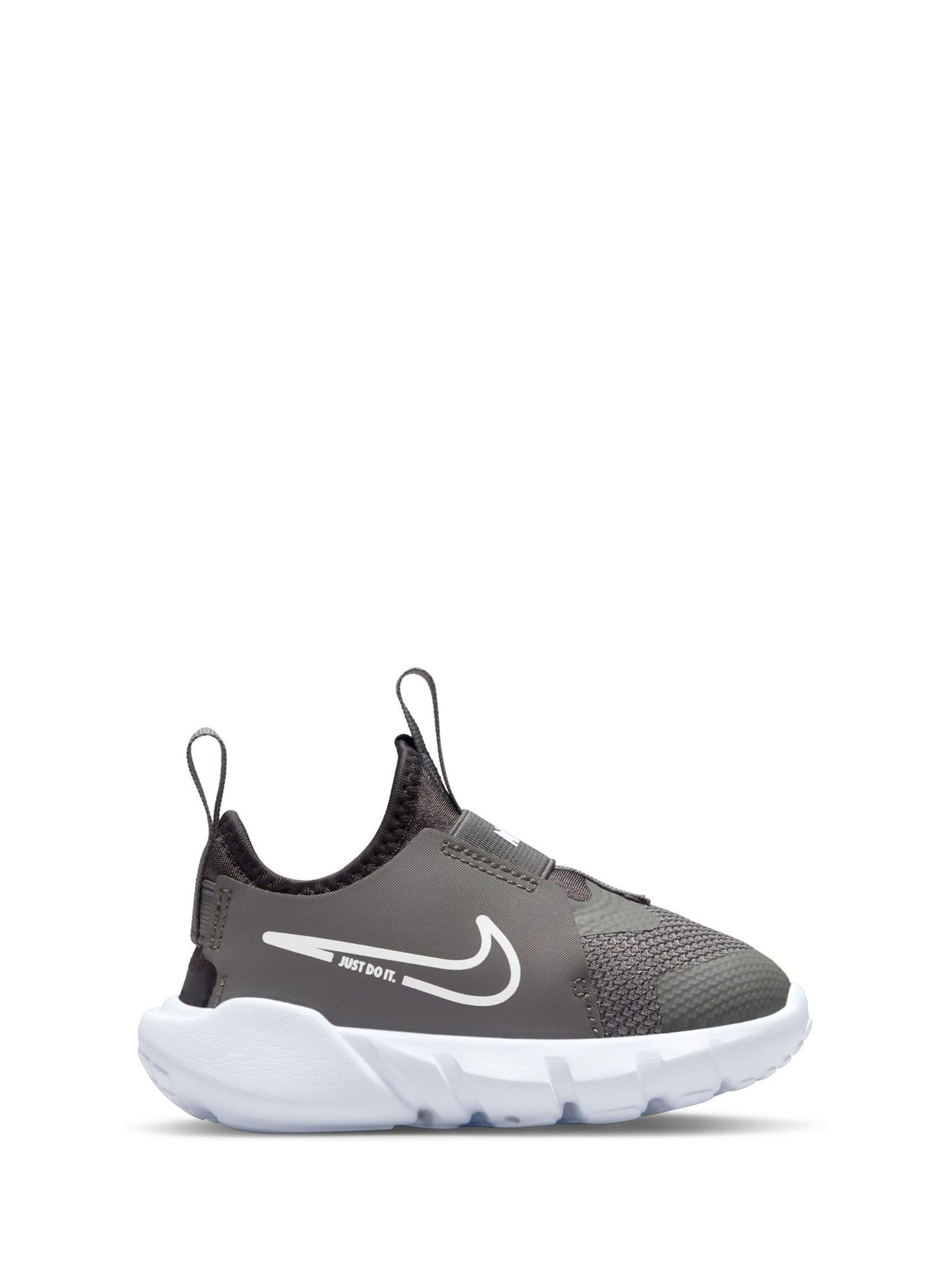 Infant grey nike trainers shop