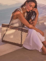 Tan Brown Leather Knotted Shoulder Bag - Image 2 of 9