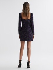 Reiss Hydrangea Berry Giulia Amur Pleated Floral Bodycon Mini Dress - Image 5 of 6