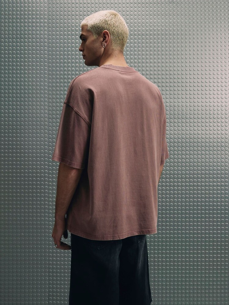 River Island Brown Regular Fit Ame Saint T-Shirt - Image 2 of 4 River Island Brown Regular Fit Ame Saint T-Shirt - Image 2 of 4
