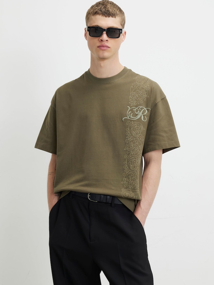 River Island Khaki Green Oversized Floral T-Shirt - Image 1 of 4 River Island Khaki Green Oversized Floral T-Shirt - Image 1 of 4