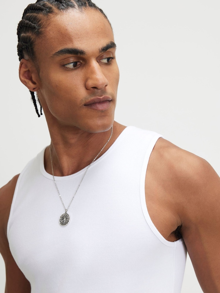 River Island White Muscle Rib Vests - Image 4 of 4