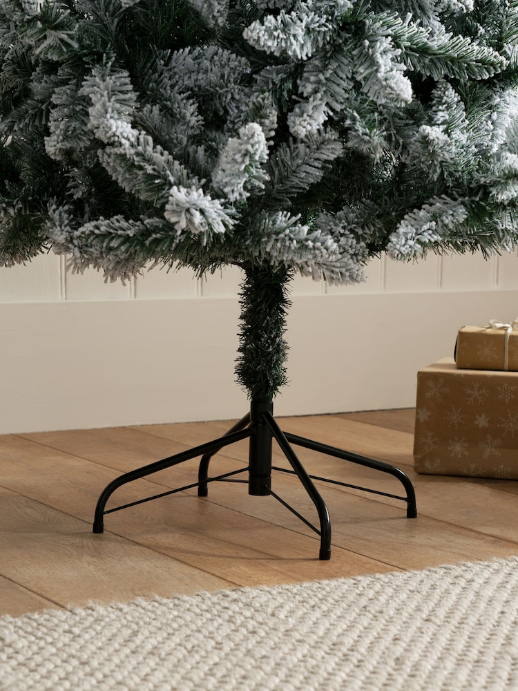 White Snowy 6ft Christmas Tree - Image 4 of 7