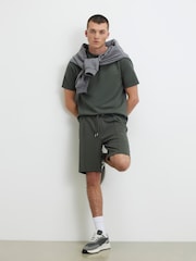 River Island Green Slim Fit Interlock Shorts - Image 2 of 4