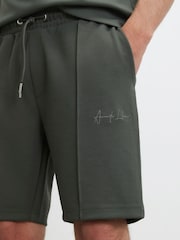 River Island Green Slim Fit Interlock Shorts - Image 3 of 4