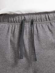 Gris oscuro - Pantalones cortos de algodón 100 % Club de Nike - Imagen 10 de 10