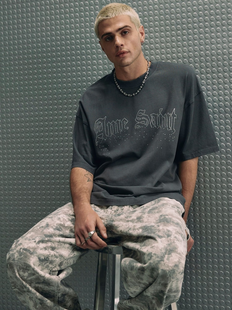 River Island Black Regular Fit Ame Saint T-Shirt - Image 1 of 3 River Island Black Regular Fit Ame Saint T-Shirt - Image 1 of 3