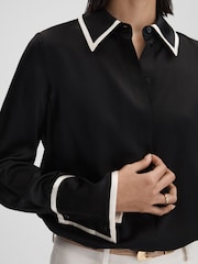 Reiss Black Murphy Silk Contrast Trim Button-Through Shirt - Image 4 of 5