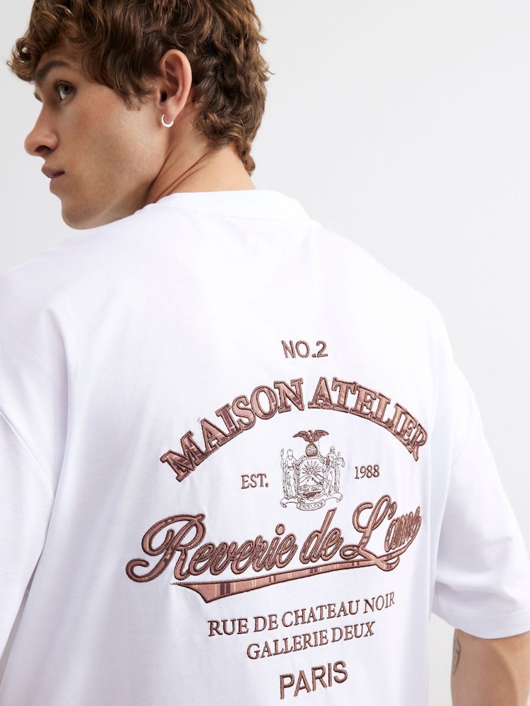River Island White Oversized Boxy Fit Applique T-Shirt - Image 4 of 4 River Island White Oversized Boxy Fit Applique T-Shirt - Image 4 of 4