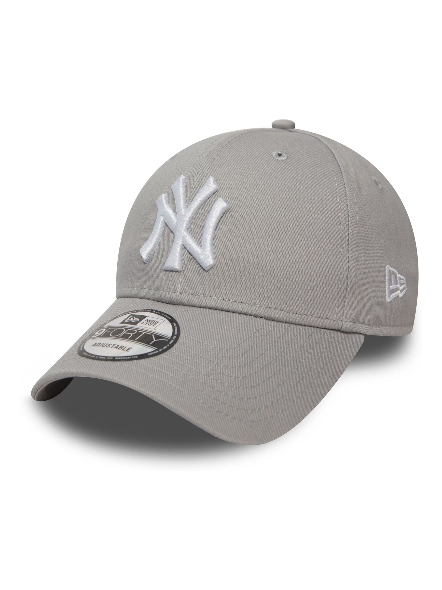Buy New Era® Light Grey New York Yankees Essential 9FORTY Cap from