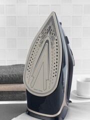 Beldray Steam Iron 2600W - Image 2 of 4