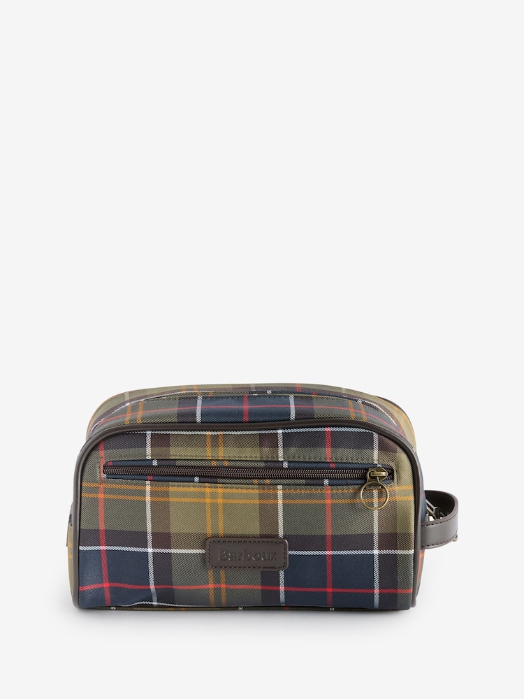 حقيبة مشمّع لمستلزمات العناية الشخصية من Barbour® - صورة 1 من 4 حقيبة مشمّع لمستلزمات العناية الشخصية من Barbour® - صورة 1 من 4
