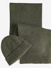 أخضر - طقم يمكن تقديمه كهدية يأتي في صندوق مكوّن من قبعة ووشاح تشكيلة Carlton من ‪Barbour®‬ - صورة 2 من 7