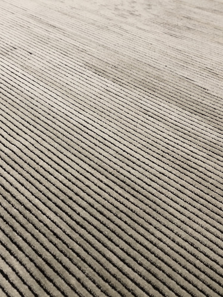 Asiatic Rugs Green Kuza Stripe Rug - Image 4 of 4