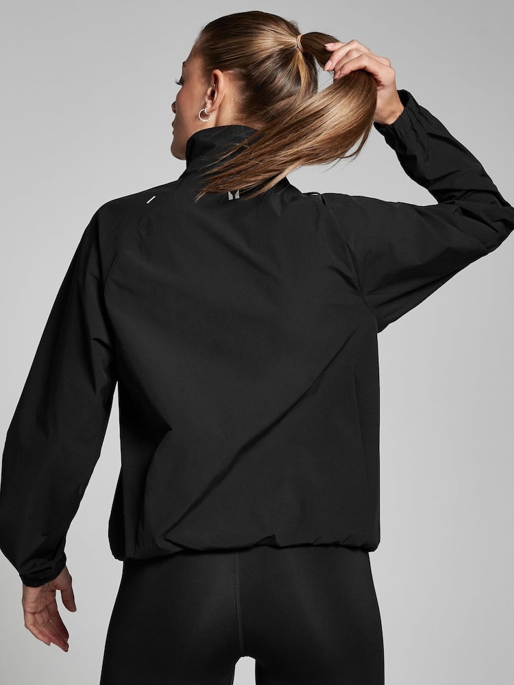 MyProtein Black Velocity Windbreaker - Image 2 of 3 MyProtein Black Velocity Windbreaker - Image 2 of 3