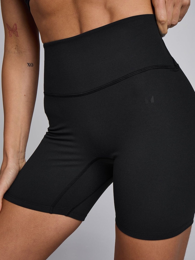 Myprotein Sculpt Form Cycling Shorts - 圖片 2，共 4