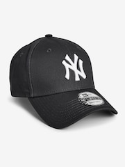 New Era® New York Yankees Essential 9FORTY 100% Cotton Cap - Image 2 of 3