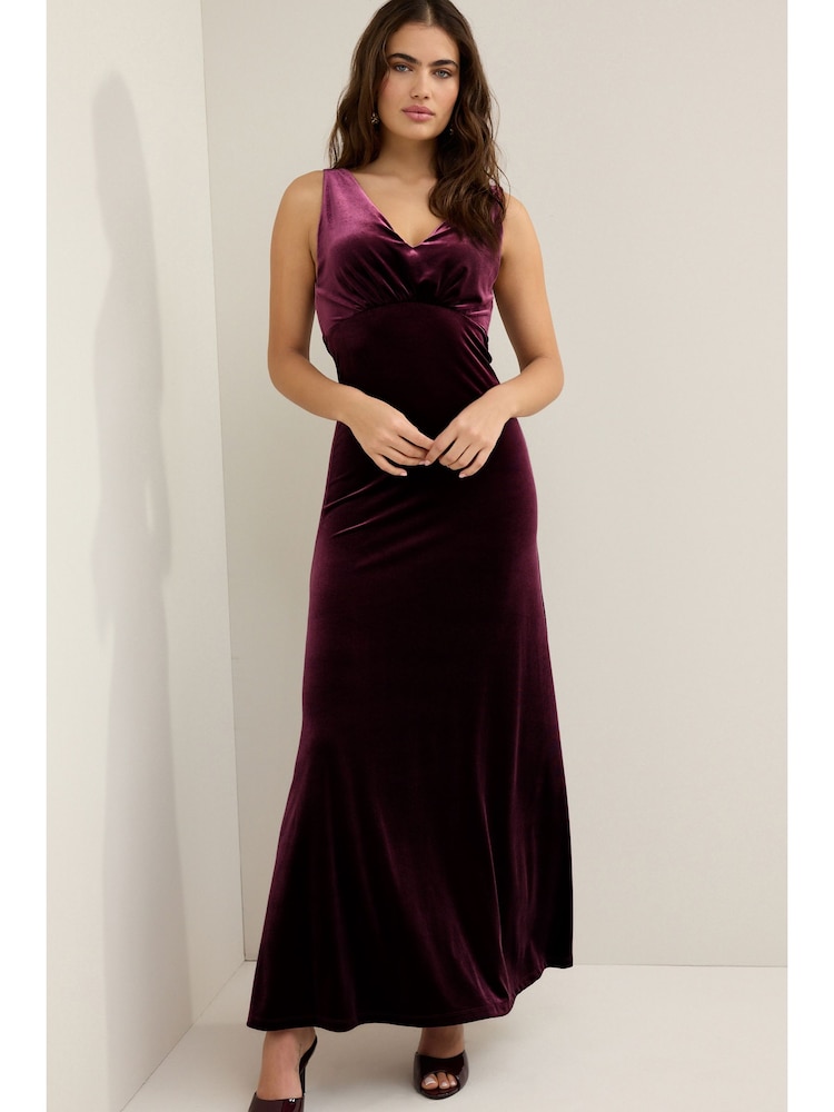 Burgunderrot - Maxikleid aus Samt mit V-Ausschnitt - Bild 2 von 9 Burgunderrot - Maxikleid aus Samt mit V-Ausschnitt - Bild 2 von 9
