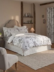 Grey/White 200 Thread Count 100% Cotton Floral Duvet Cover and Pillowcase Set - Image 1 of 5