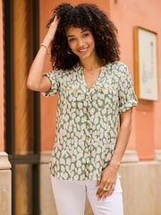Sosandar Green Morocco Print Button Front Tunic Top - Image 3 of 5