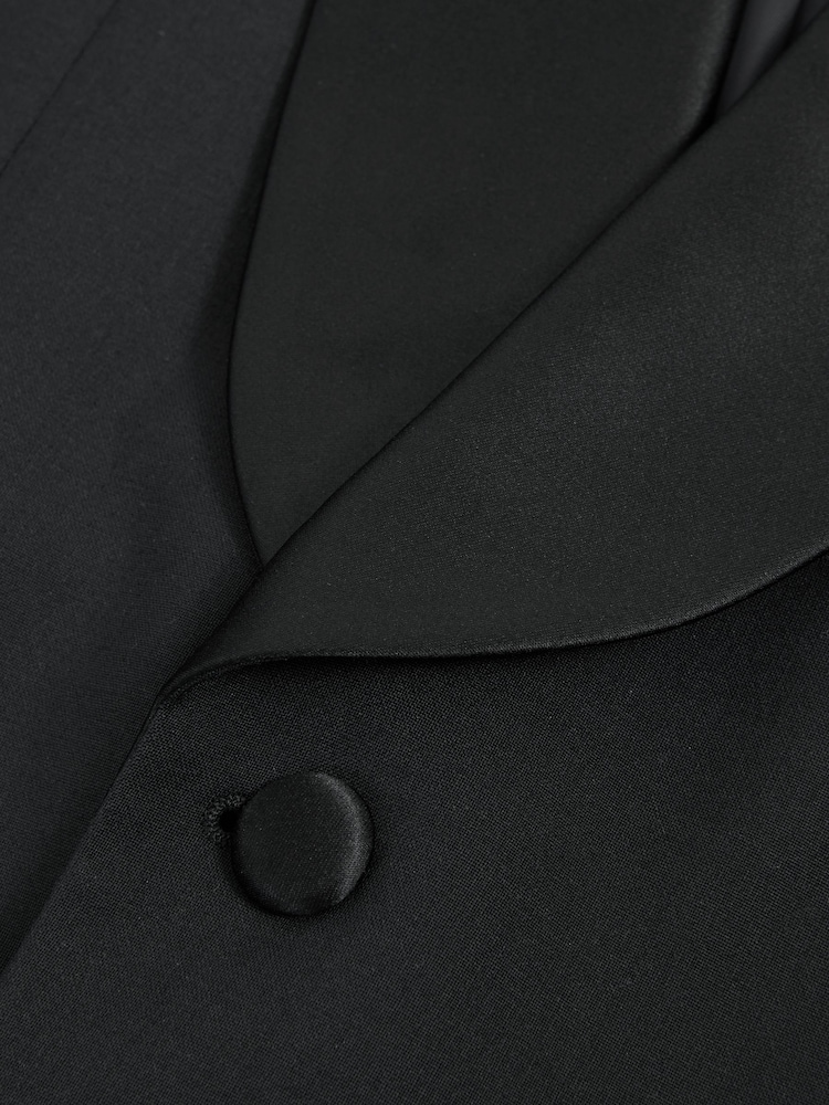 Reiss Black Poker Single Breasted Tuxedo Slim Fit Jacket - Image 6 of 6