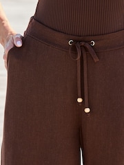 Marrón - Sosandar Linen Blend Drawstring Waist Wide Leg Trousers - Imagen 4 de 4