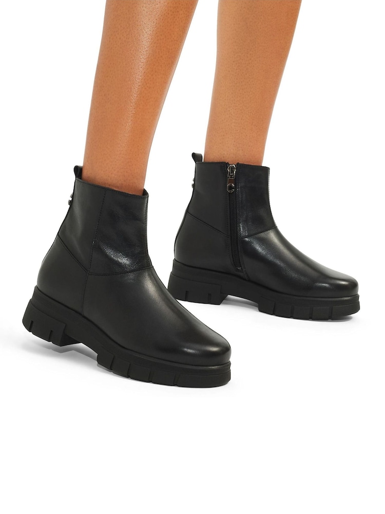 Carvela Comfort črna Run Chelsea 2 Škornji - Slika 1 iz 5 Carvela Comfort črna Run Chelsea 2 Škornji - Slika 1 iz 5