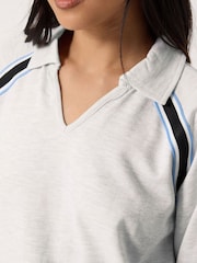 PixieGirl Petite Stripe Collar Sweat Top & Shorts Set - Image 4 sur 7