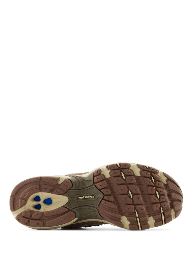 New Balance Black Classic Trainers - Image 8 of 8
