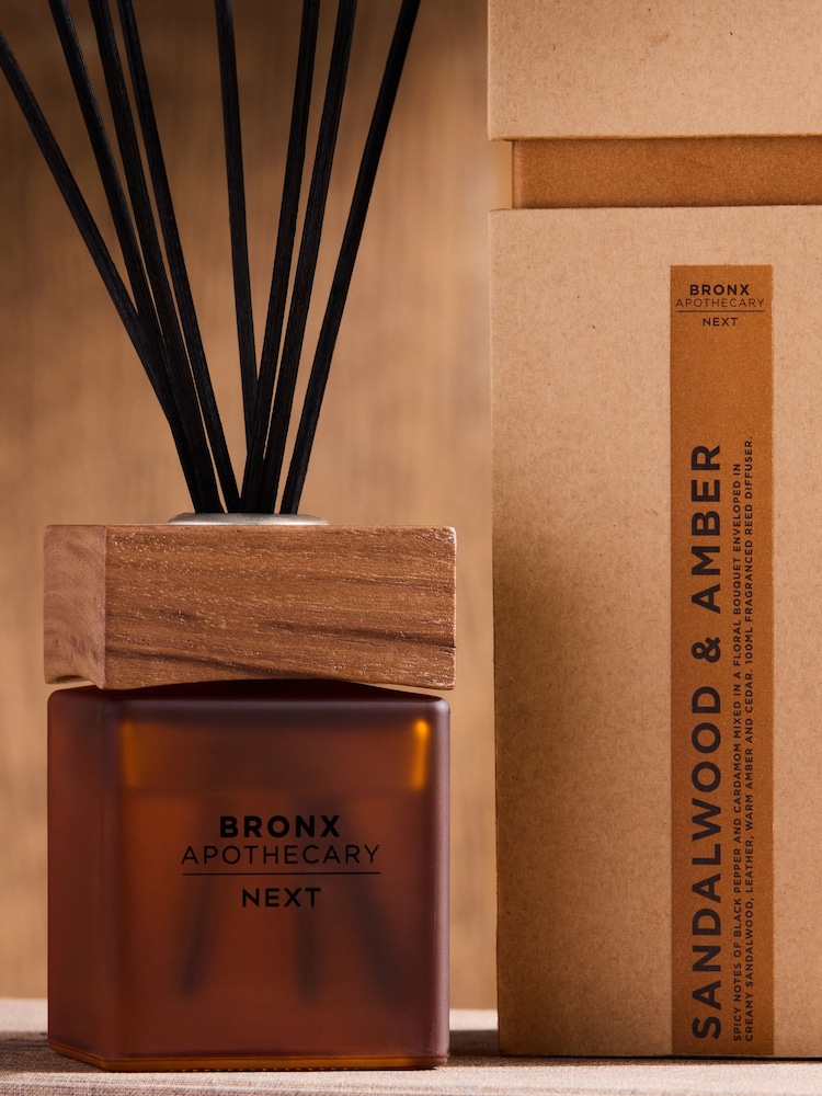 Bronx Sandalwood and Amber 100ml Fragranced Reed Diffuser - Image 2 of 3