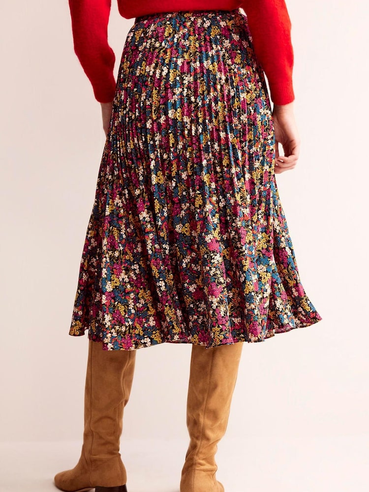 Boden Red Pleated Midi Skirt - Image 2 of 6 Boden Red Pleated Midi Skirt - Image 2 of 6