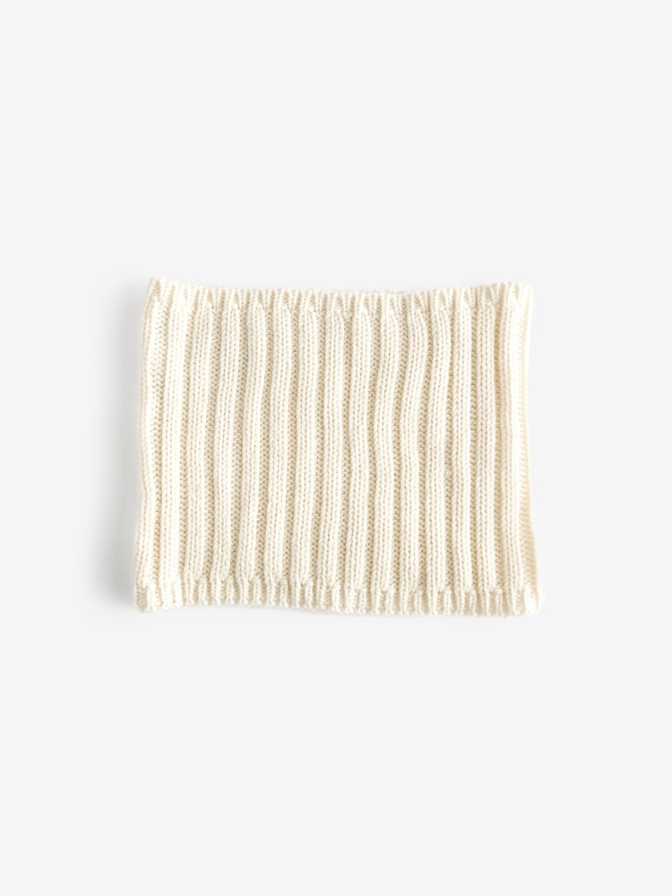 White Ribbed Knitted Snood (1-16yrs) - Image 2 of 2