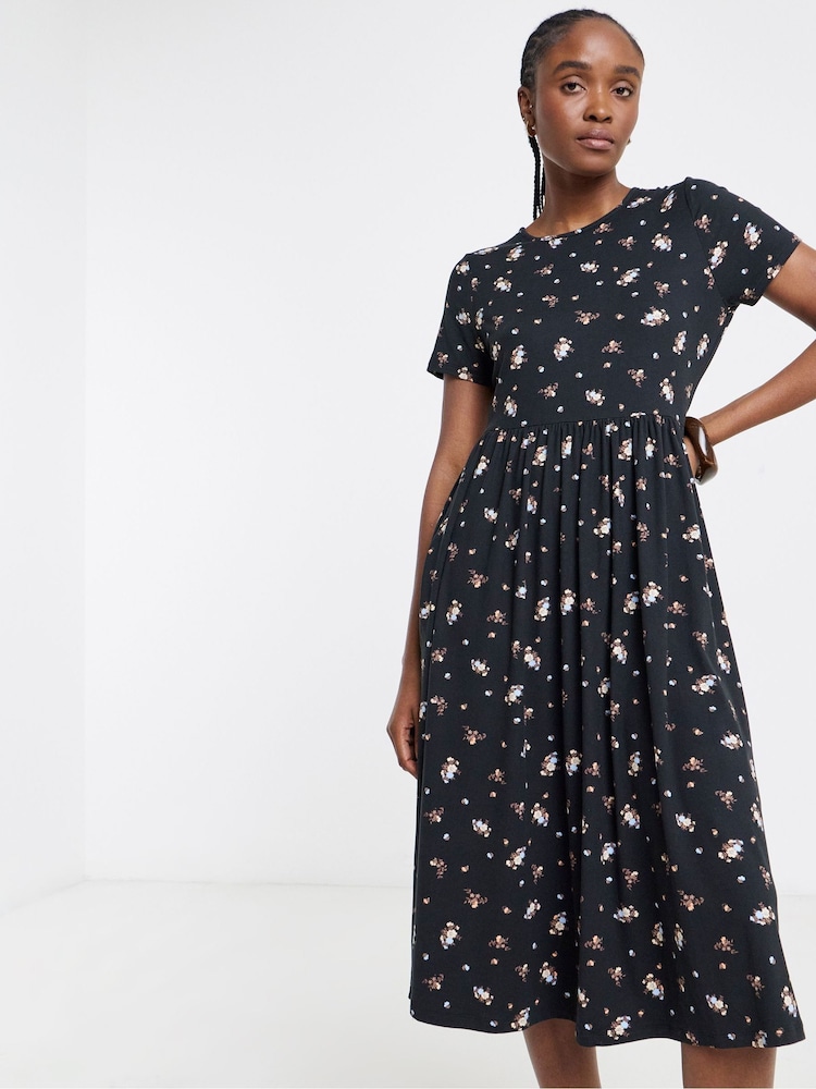 Simply Be Black Supersoft Midi Dress With Pockets - Image 1 of 4 Simply Be Black Supersoft Midi Dress With Pockets - Image 1 of 4