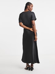 Simply Be Black Satin Scarf Detail Dress - Image 2 of 4
