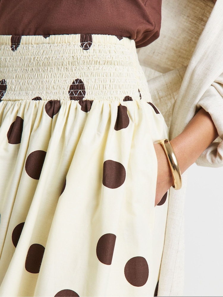 Simply Be White Spot Print Shirred Waist Skirt - Image 4 of 4