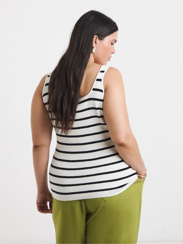 Simply Be White Knitted Button Through Scoop Neck Vest - Image 2 of 4 Simply Be White Knitted Button Through Scoop Neck Vest - Image 2 of 4