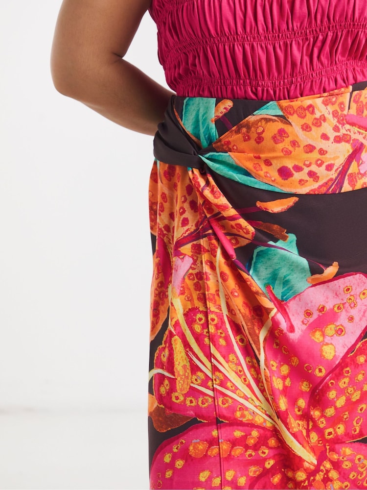 Simply Be Black Placement Floral Print Wrap Midi Skirt - Image 4 of 4 Simply Be Black Placement Floral Print Wrap Midi Skirt - Image 4 of 4