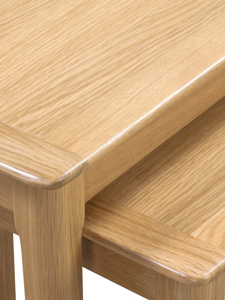 Julian Bowen Oak Cotswold Nest Of 2 Tables - Image 3 of 3