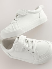 Weiß - Schuhe mit elastischen Schnürsenkeln und Klettverschluss - Bild 3 von 5
