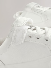 Weiß - Schuhe mit elastischen Schnürsenkeln und Klettverschluss - Bild 5 von 5