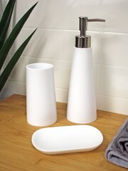 طقم من 3 إكسسوارات الحمّام Alto من Showerdrape - Image 1 of 4