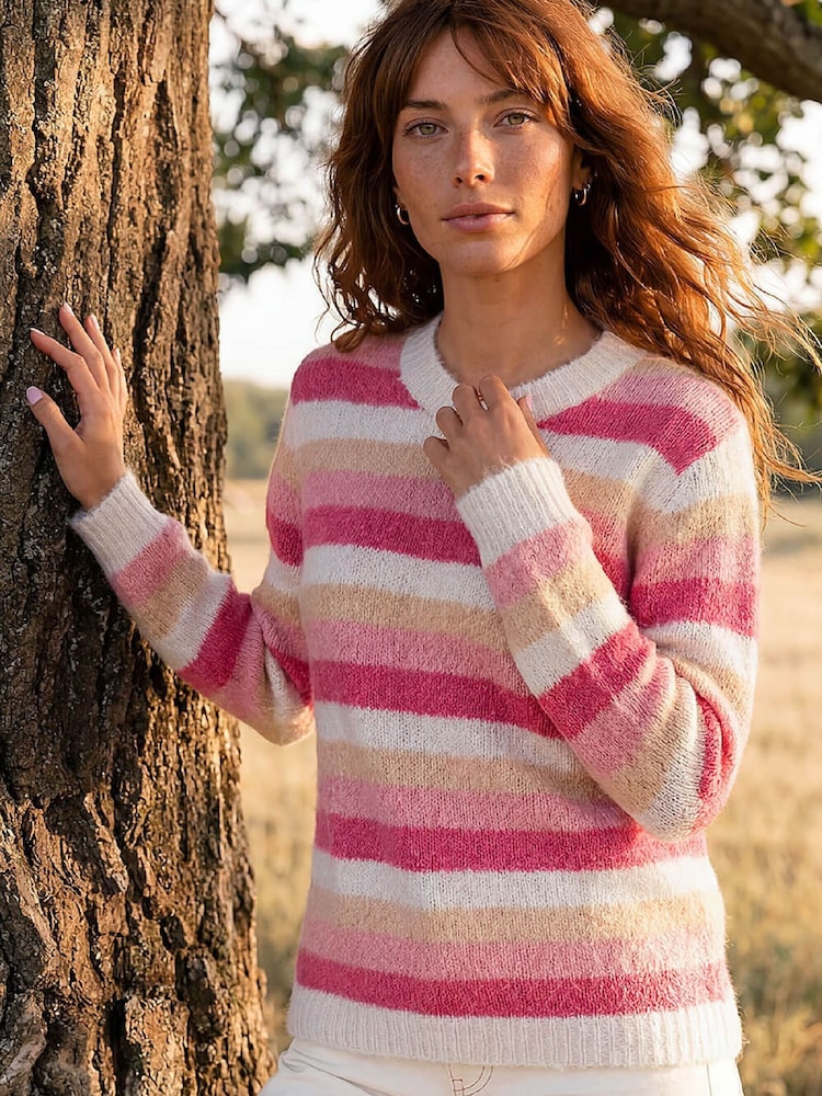 وردي - Roman All Over Stripe Knit Jumper - صورة 1 من 4 وردي - Roman All Over Stripe Knit Jumper - صورة 1 من 4