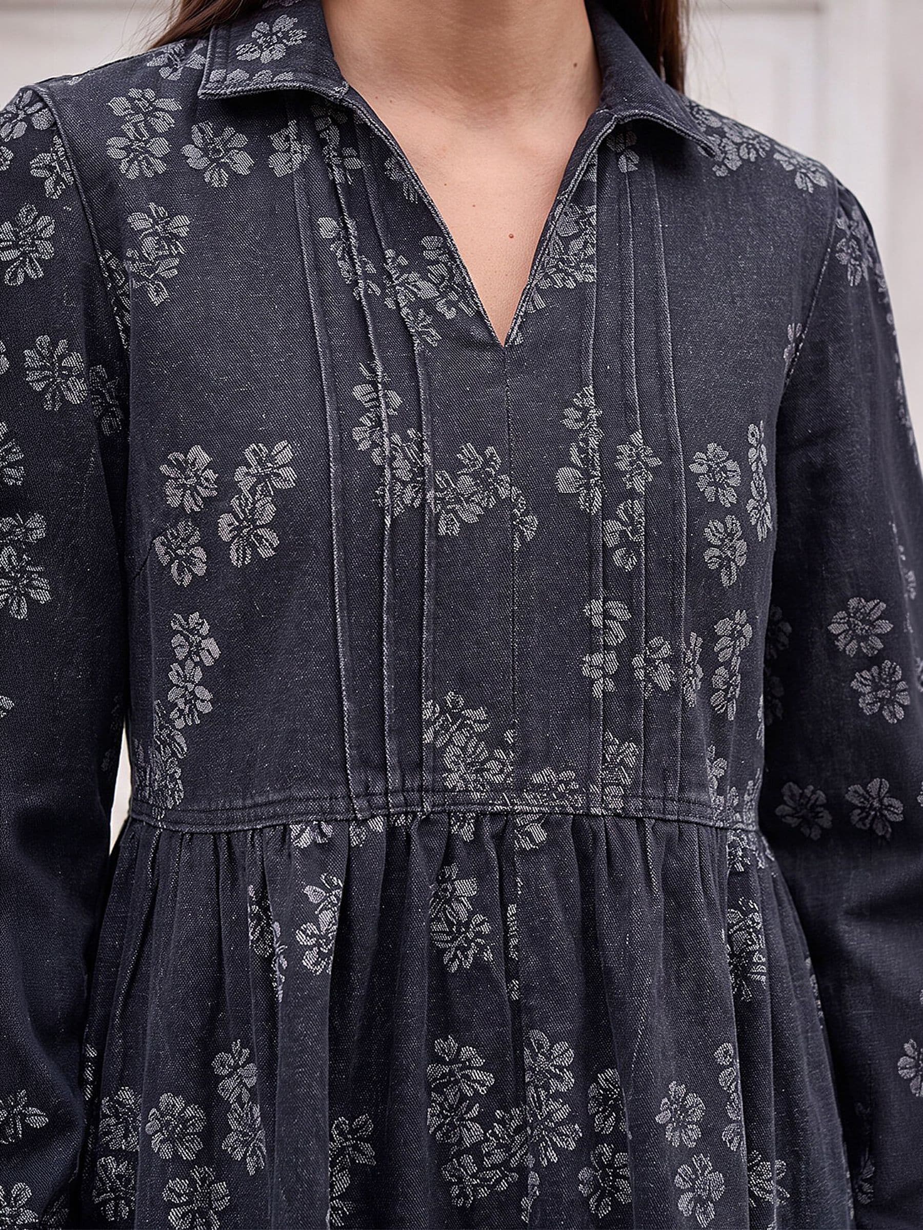 yaccoStrap Jacquard Dress （38） Buy Roman Black Denim Jacquard Dress from Next Singapore